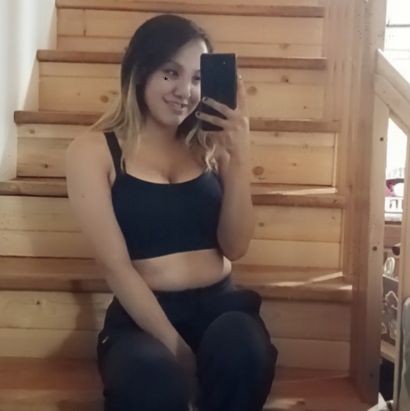 Meet your Posher, Cicely - Picture 1 of 1